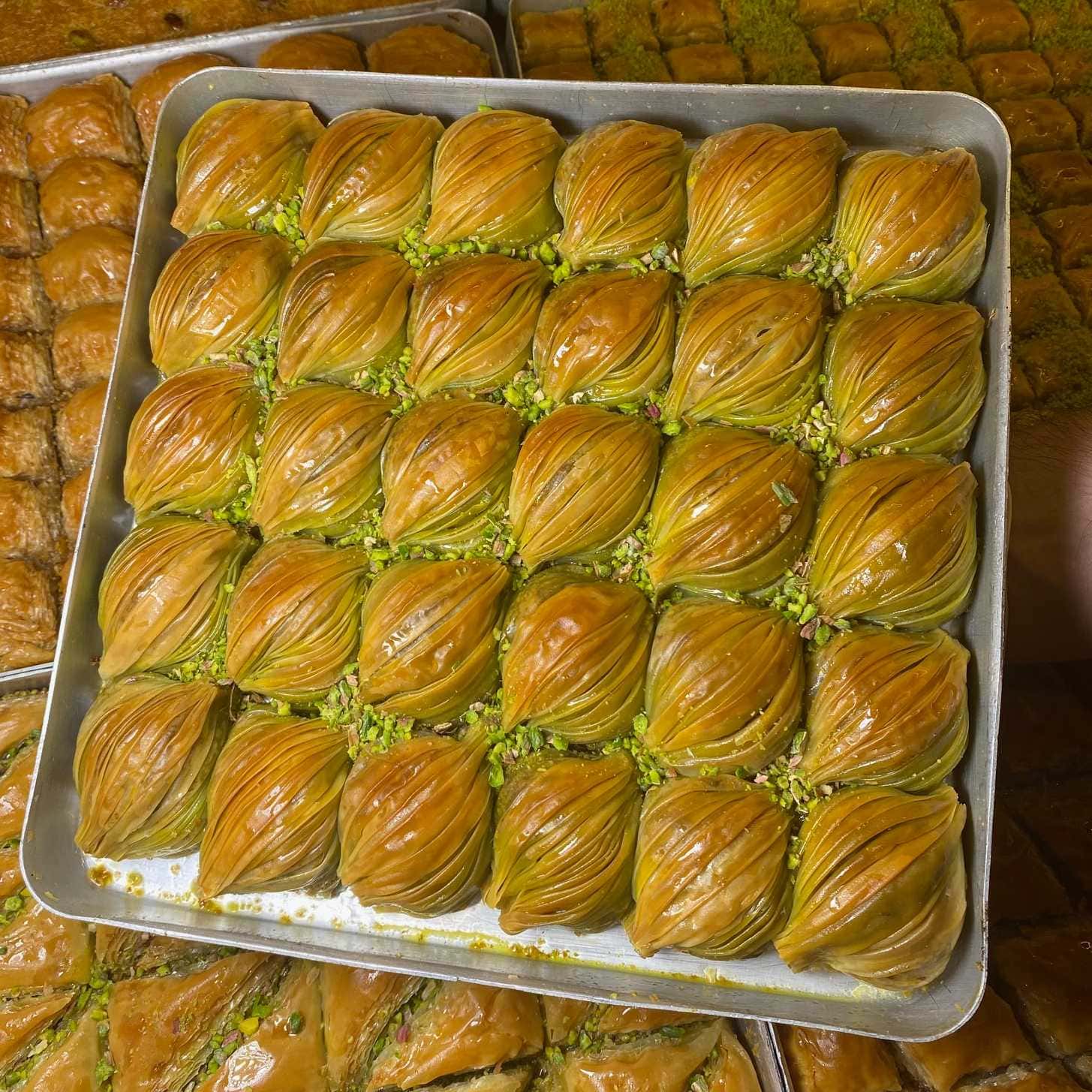 Midye Baklava
